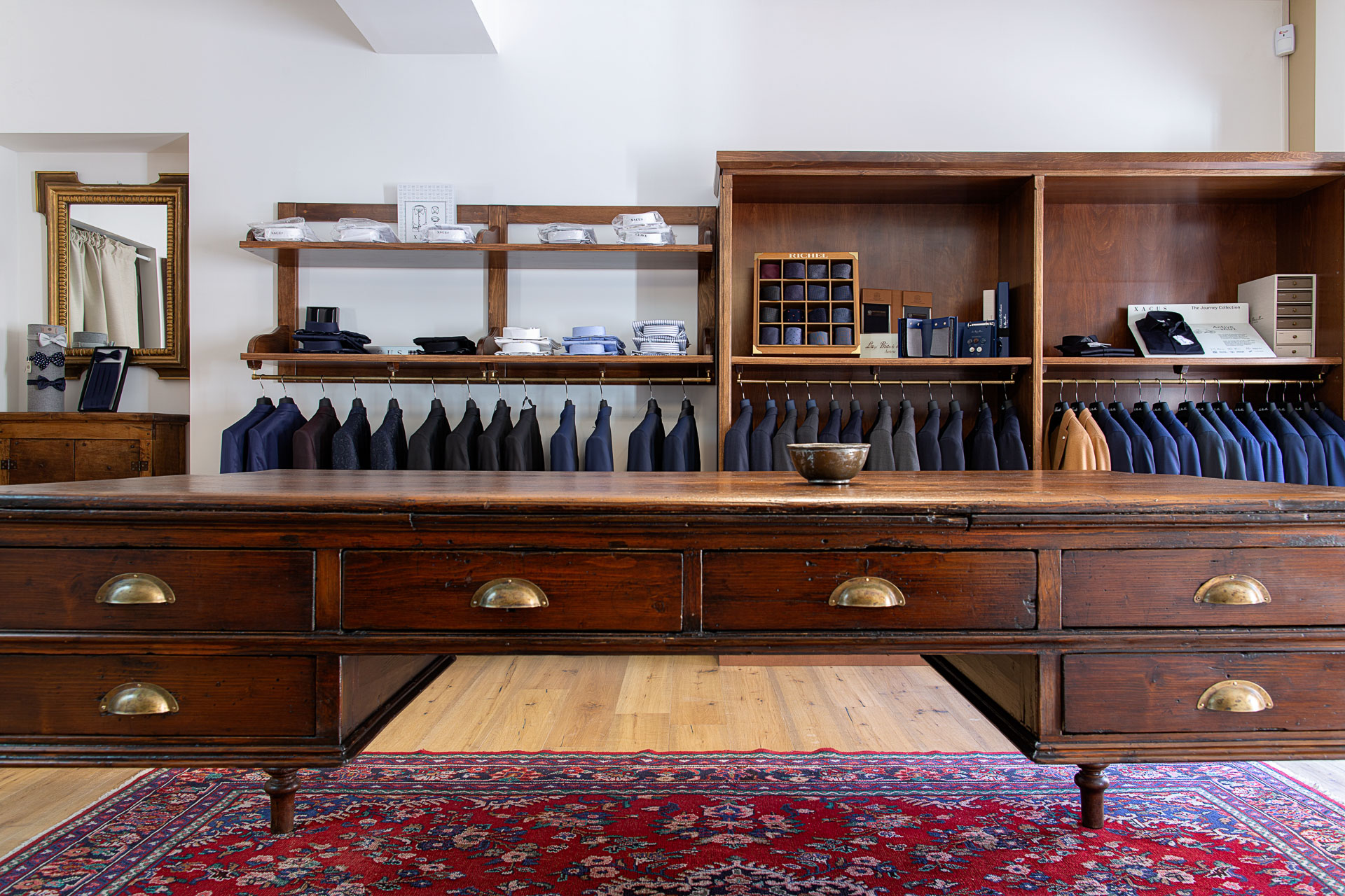 AMBASCIATORI – FRAME PHOTOGRAPHY STUDIO